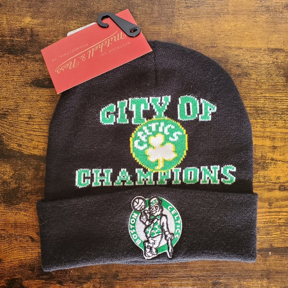 Boston Celtics Retro 8 Bit Team Origins Black Knit Hat Mitchell & Ness OSFM NWT